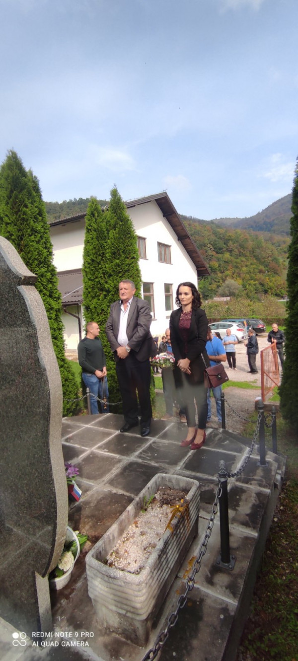 Служен парастос за погинуле борце из Мајдана и Чираковца